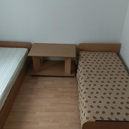 Sviatoshyn Aparthotel Kiev Extérieur photo